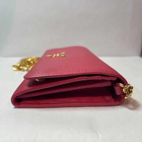 Prada Vitello Move Leather Wallet on Chain - Peonia - Preowned - Picture 4 of 12